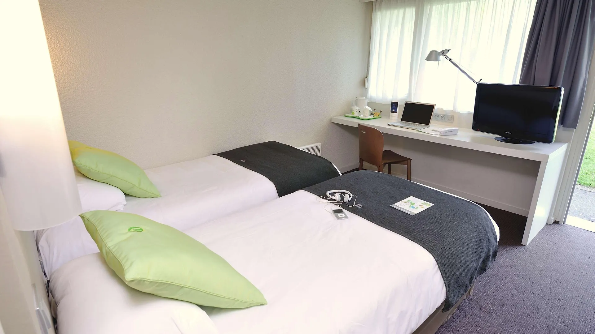 Kyriad Villeneuve Saint Georges - Hotel Renove