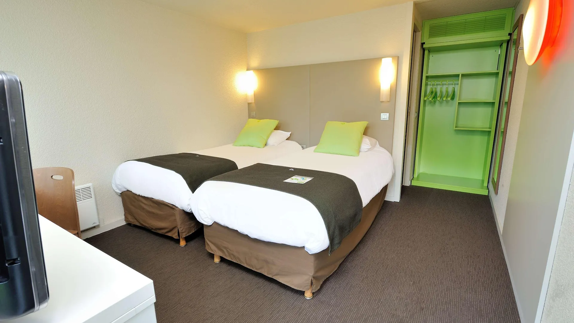 Kyriad Villeneuve Saint Georges - Hotel Renove
