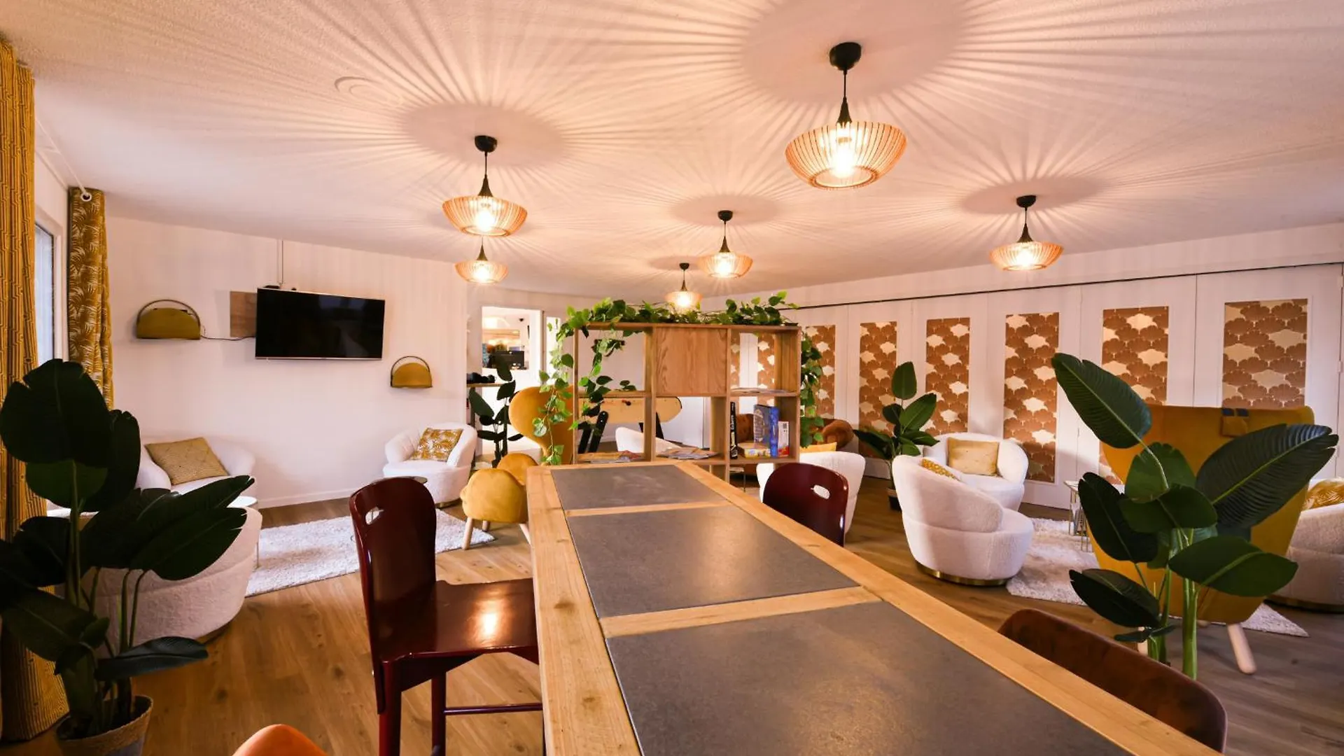 Kyriad Villeneuve Saint Georges - Hotel Renove