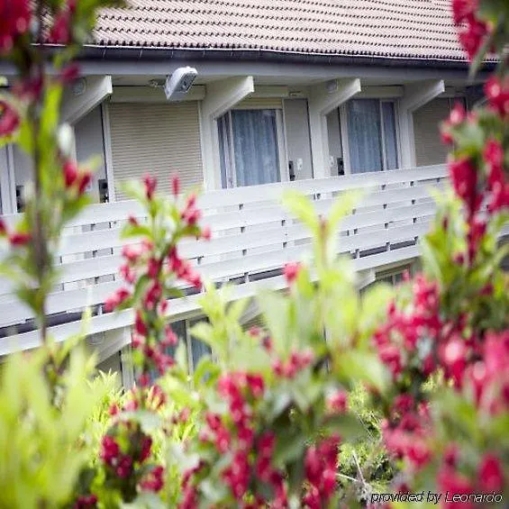 Kyriad Villeneuve Saint Georges - Hotel Renove  Villeneuve-Saint-Georges